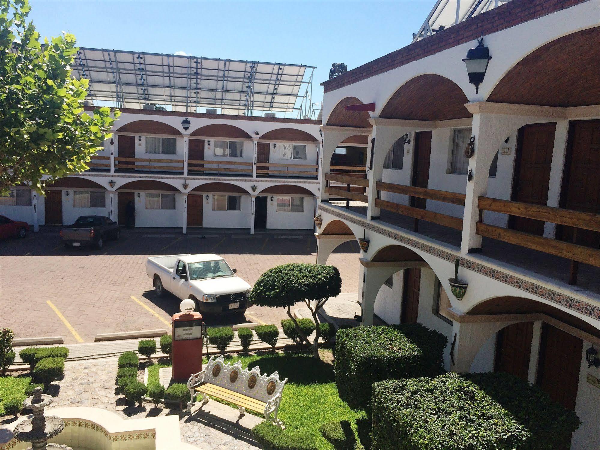 State Inn Chihuahua Exterior foto