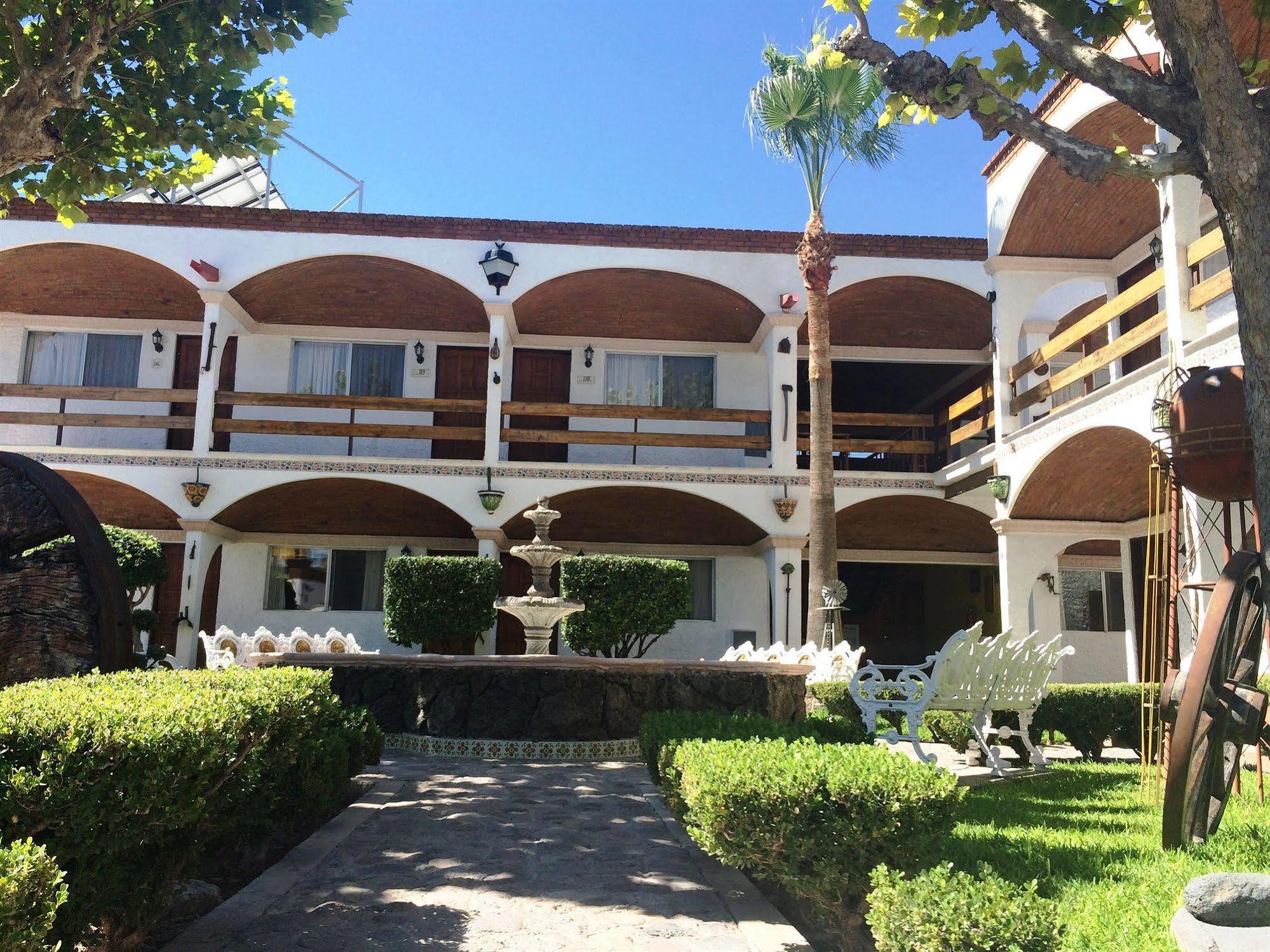 State Inn Chihuahua Exterior foto